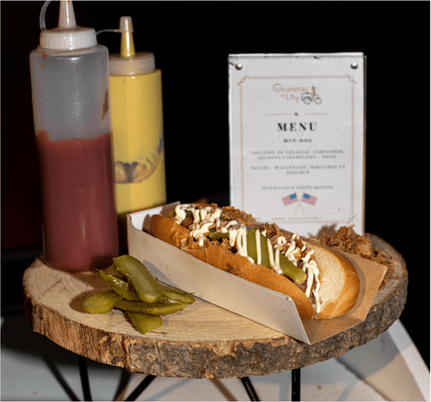 charrettes-lily-hot-dog