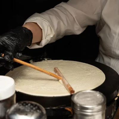 Triporteur crepe Production de crepes sur un triporteur à crêpes
