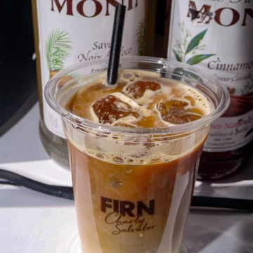 Quand le street marketing a du goût… Pour la collab Maison Firn × Charly