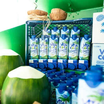 🚲 Quand le triporteur se met aux couleurs de @vitacoco … le résultat est